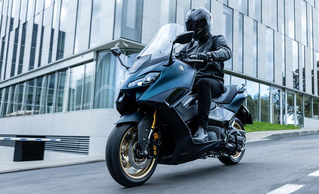 Tmax 2022